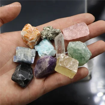 10 liiki Loomulik crystal kivi Raw Maavarade Näidiseid Ebaregulaarne mäekristalli Kogumise Teadus-ja Õppetöö Home Decor